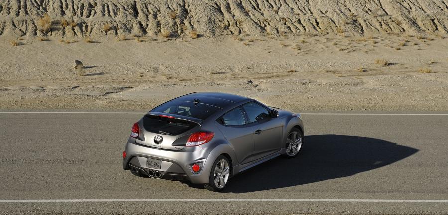  Hyundai Veloster Turbo 2012 года  (фото 18 из 244)
